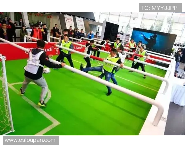 球星化身桌上足球高手 展现超凡技艺与智慧对决