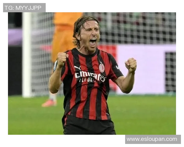 《回忆与荣耀:AC米兰球星退役特辑,追溯那些经典瞬间》 《回忆与荣耀:AC米兰球星退役特辑,追溯那些经典瞬间》